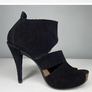 Pedro Garcia high heel platform black suede sandal. Women SZ 42